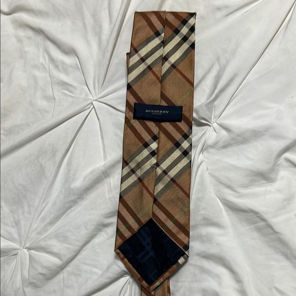 Classic Brown Plaid Men's Tie - Picture 3 of 5